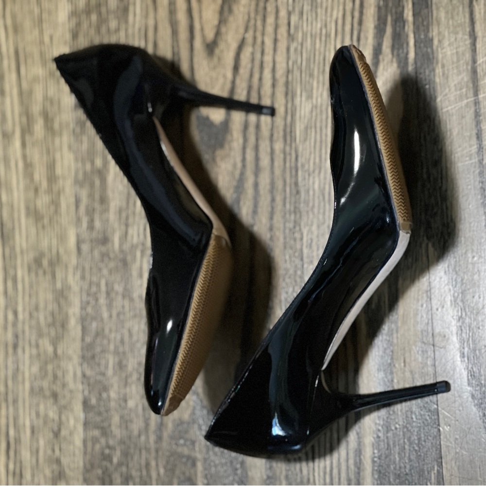 Jimmy Choo Gilbert - Size 39/US 9